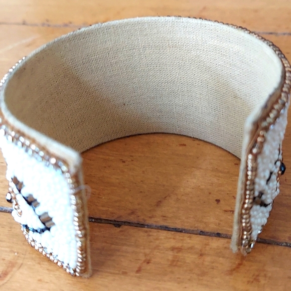 Natasha Bracelet Beaded Evil Eye Cuff Cream Gold Black - Picture 4 of 4